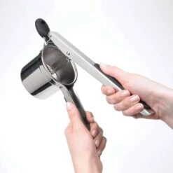 Oxo Good Grips Potato Ricer 7 Oxo Good Grips Potato Ricer -Home Furnishing Store 27113 19283
