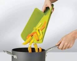 Joseph Joseph Chop2Pot Plus Large - Green -Home Furnishing Store 27401 19189