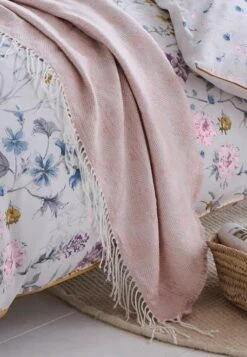 Laura Ashley Payton Dark Blush Throw -Home Furnishing Store 44316 6121